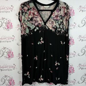 Soma tank top flowers pink peach blue Black Floral Women's Blouse Vneck
